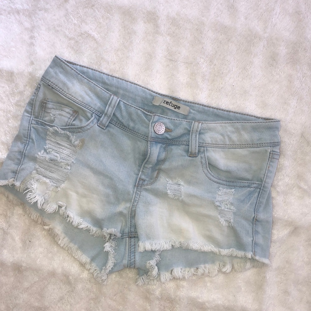 Super soft and stretch mode rise shorts